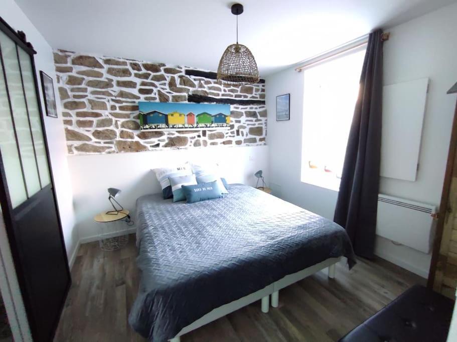 Gite Kerbourc'H Charmant Et Confortable, Mer Et Plages A 3Km, Ploudalmezeau Bagian luar foto